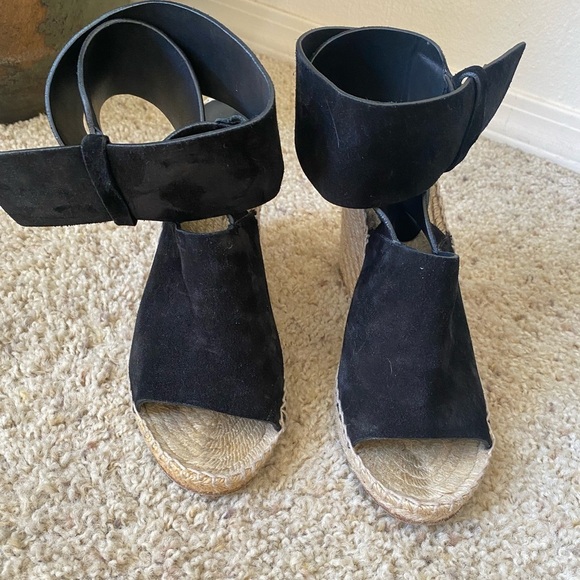 Celine Paris Women’s Espadrille Wedge Heeled Sandals in Black Suede Size 40 - Picture 2 of 8
